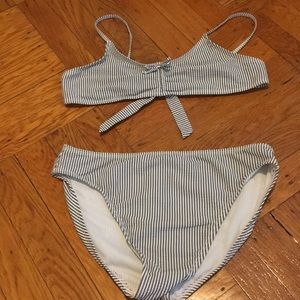 NWOT Girl’s Seersucker Bikini Sz 14/16 Gap Kids